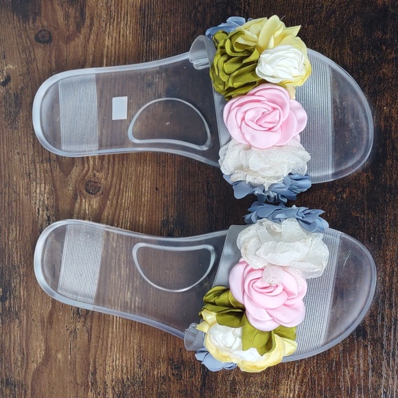 Clear Jelly Slides w/Flower Trimmed Band - Picture 5 of 7